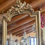 GILDED MIRROR WITH MOLDING