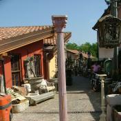 COLONNE IN GHISA SCANELLATE CON CAPITELLO CORINZIO