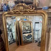 GOLD MIRROR WITH COPING